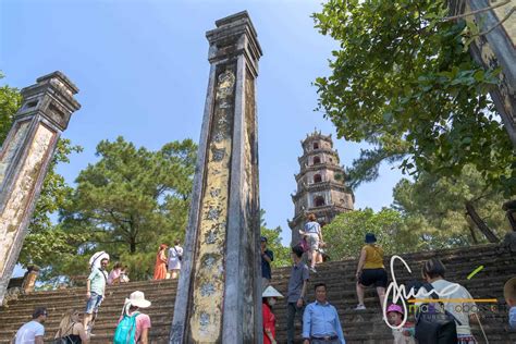 Il Tempio di Thien Mu: Un'Oasi di Spiritualità con Vista Sullo Splendido Fiume Perfume